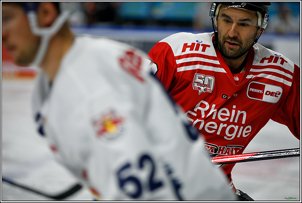 PENNY DEL; Koelner Haie- Red BUll Muenchen; Koeln, 08.11.2022